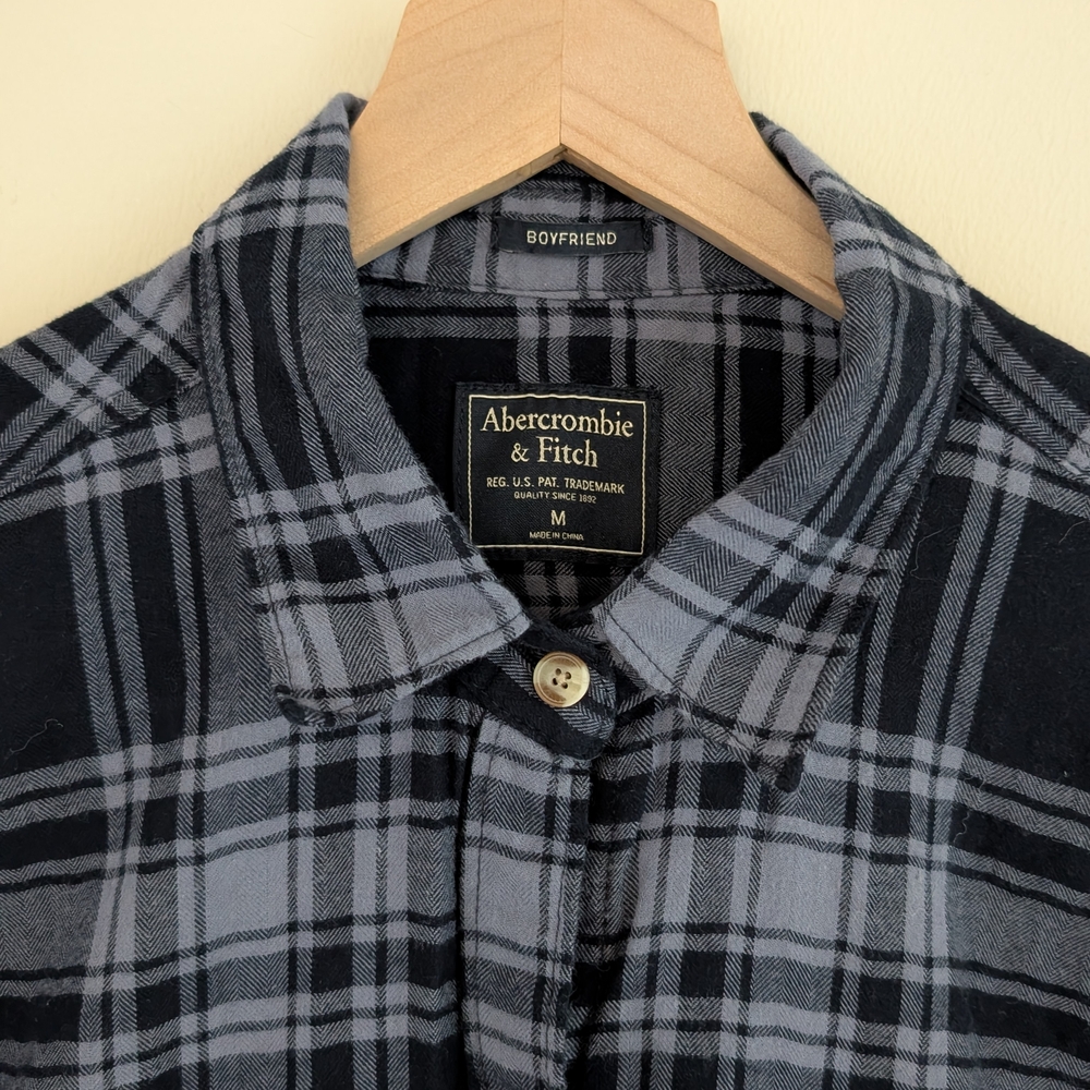 Abercrombie & Fitch Blue and Gray Plaid Flannel Button Down Boyfriend Shirt - Picture 3 of 3